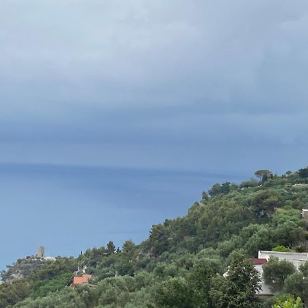“Da Senso” Relax Nel Verde Vista Mare Finale Ligure Exterior foto